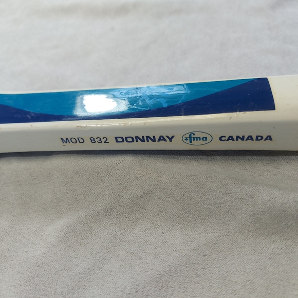 Donnay Comet Sr. Vintage Wood Tennis Racquet - Picture 6 of 7